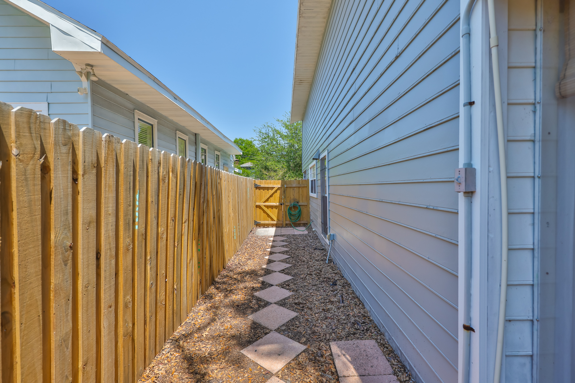 Tampa, Florida, 33629, United States, 2 Bedrooms Bedrooms, ,3 BathroomsBathrooms,Residential,For Sale,1981807