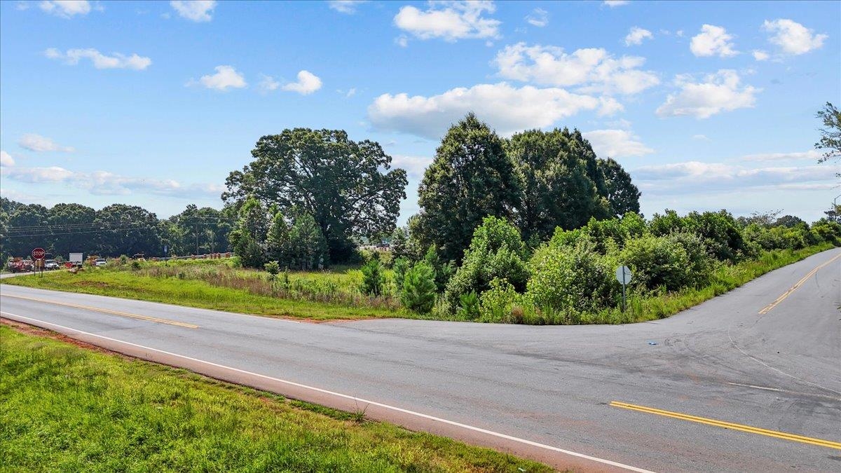 Gaffney, South Carolina, 29341, United States, ,Residential,For Sale,1942958