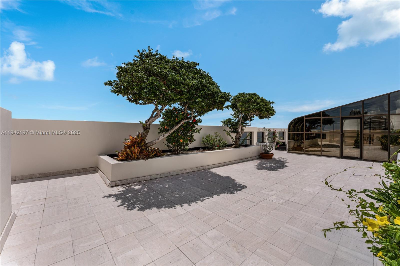 Miami Beach, Florida, 33140, United States, 4 Bedrooms Bedrooms, ,7 BathroomsBathrooms,Residential,For Sale,1895466