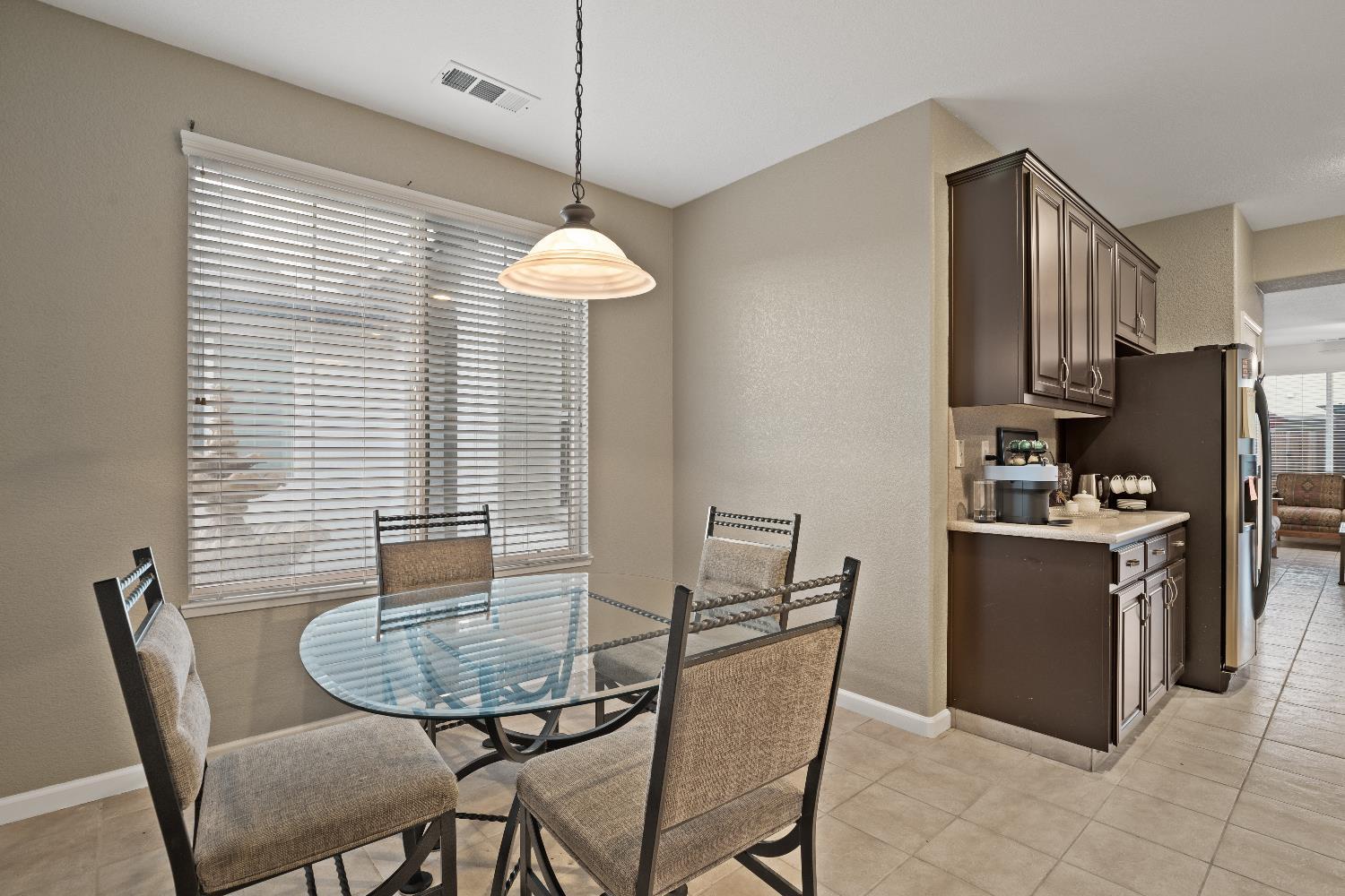 Riverbank, California, 95367, United States, 4 Bedrooms Bedrooms, ,3 BathroomsBathrooms,Residential,For Sale,1974513