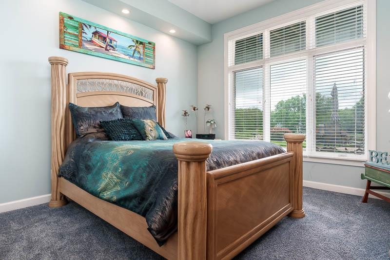Machesney Park, Illinois, 61115, United States, 4 Bedrooms Bedrooms, ,5 BathroomsBathrooms,Residential,For Sale,2049063
