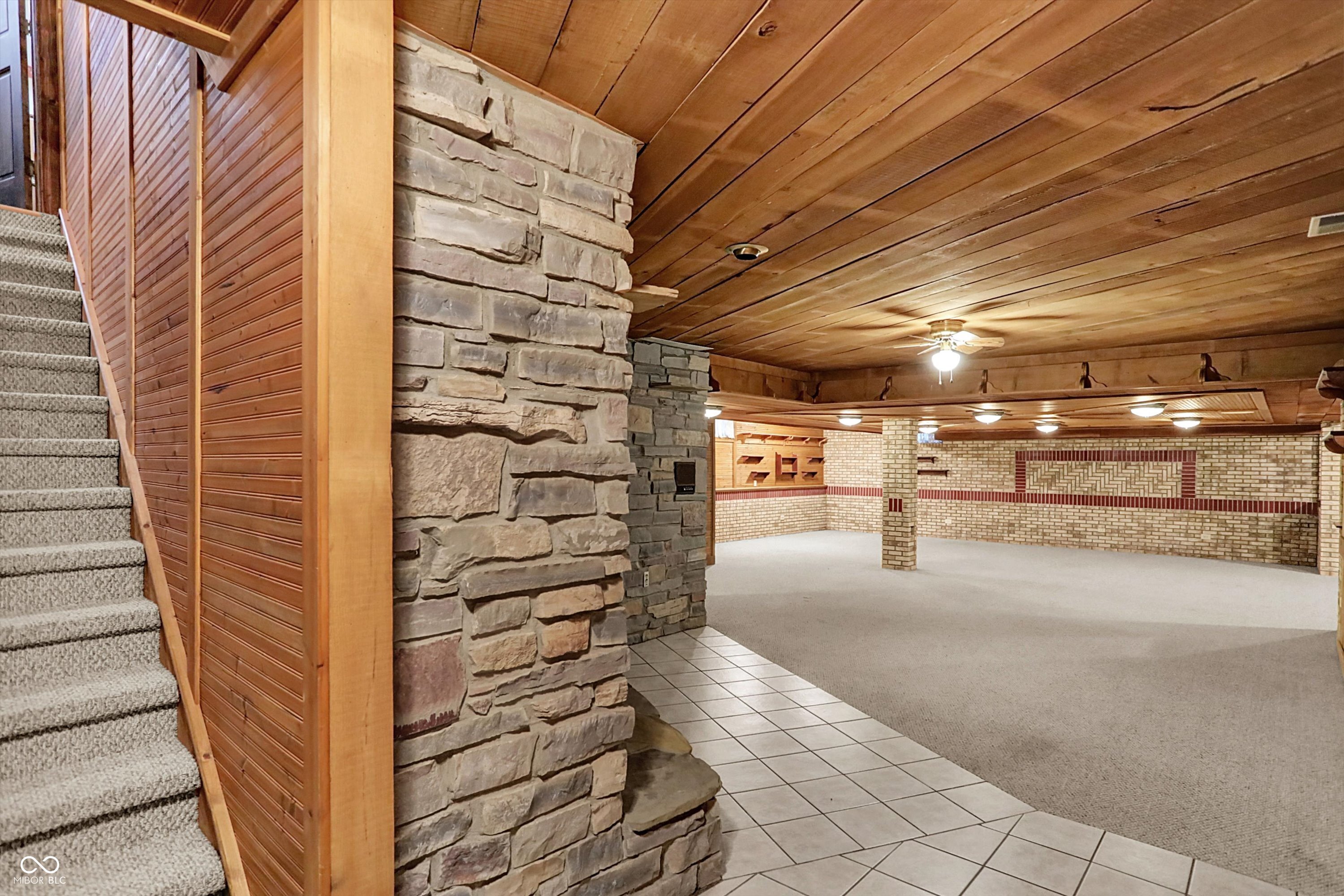 Lafayette, Indiana, 47905, United States, 3 Bedrooms Bedrooms, ,4 BathroomsBathrooms,Residential,For Sale,1979408