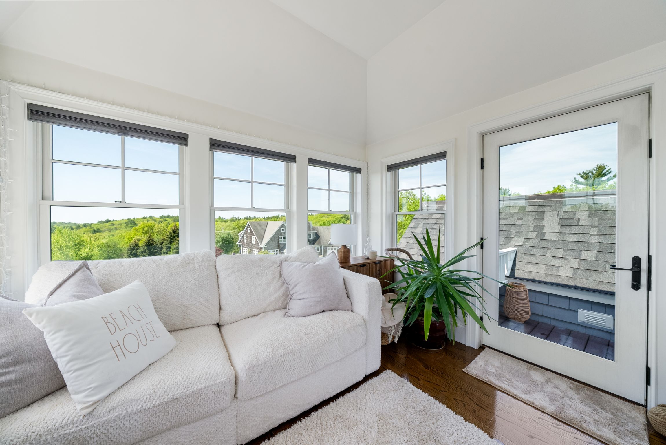  22 Crooked Lane, Manchester, MA, 01944 - 物件實景