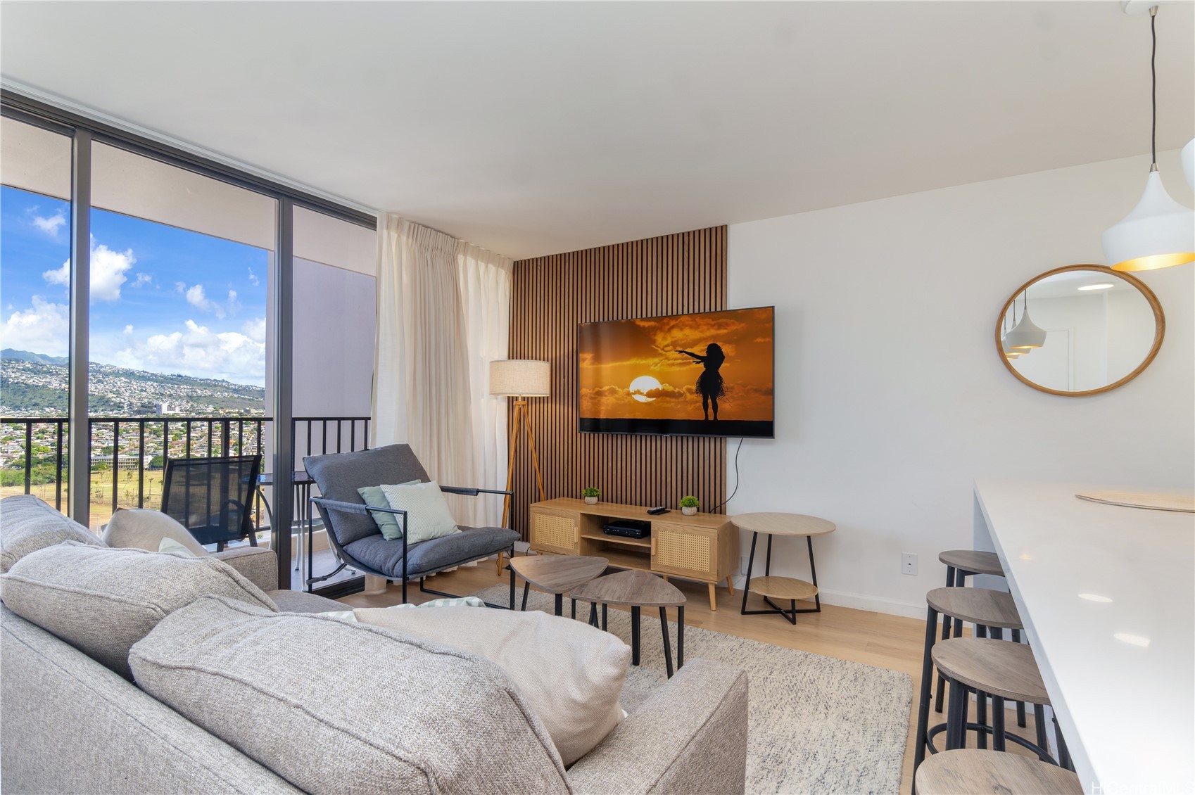 Honolulu, Hawaii, 96815, United States, 1 Bedroom Bedrooms, ,1 BathroomBathrooms,Residential,For Sale,1840512