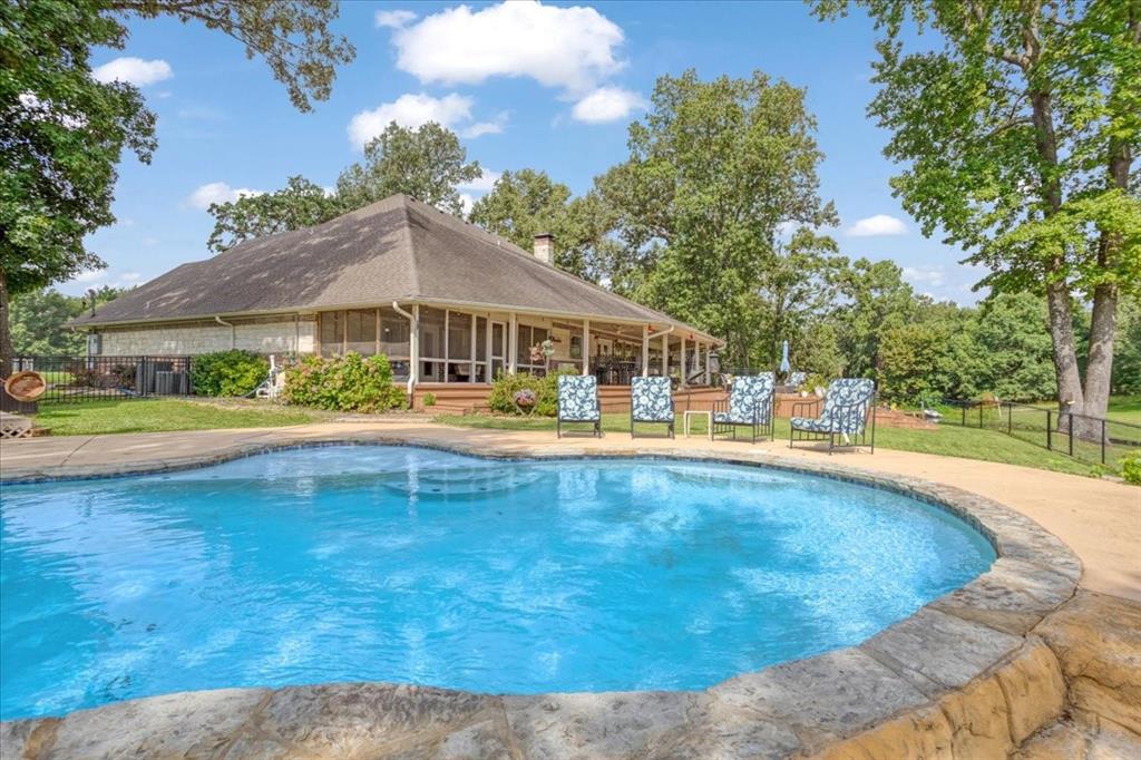 Athens, Texas, 75752, United States, 4 Bedrooms Bedrooms, ,3 BathroomsBathrooms,Residential,For Sale,1962313