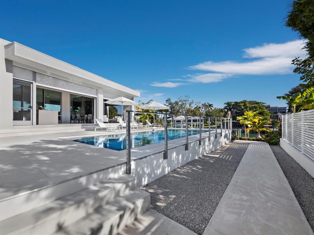 Sarasota, Florida, 34236, United States, 3 Bedrooms Bedrooms, ,5 BathroomsBathrooms,Residential,For Sale,2003430