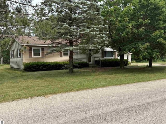 14th St, Cadillac, MI 49601