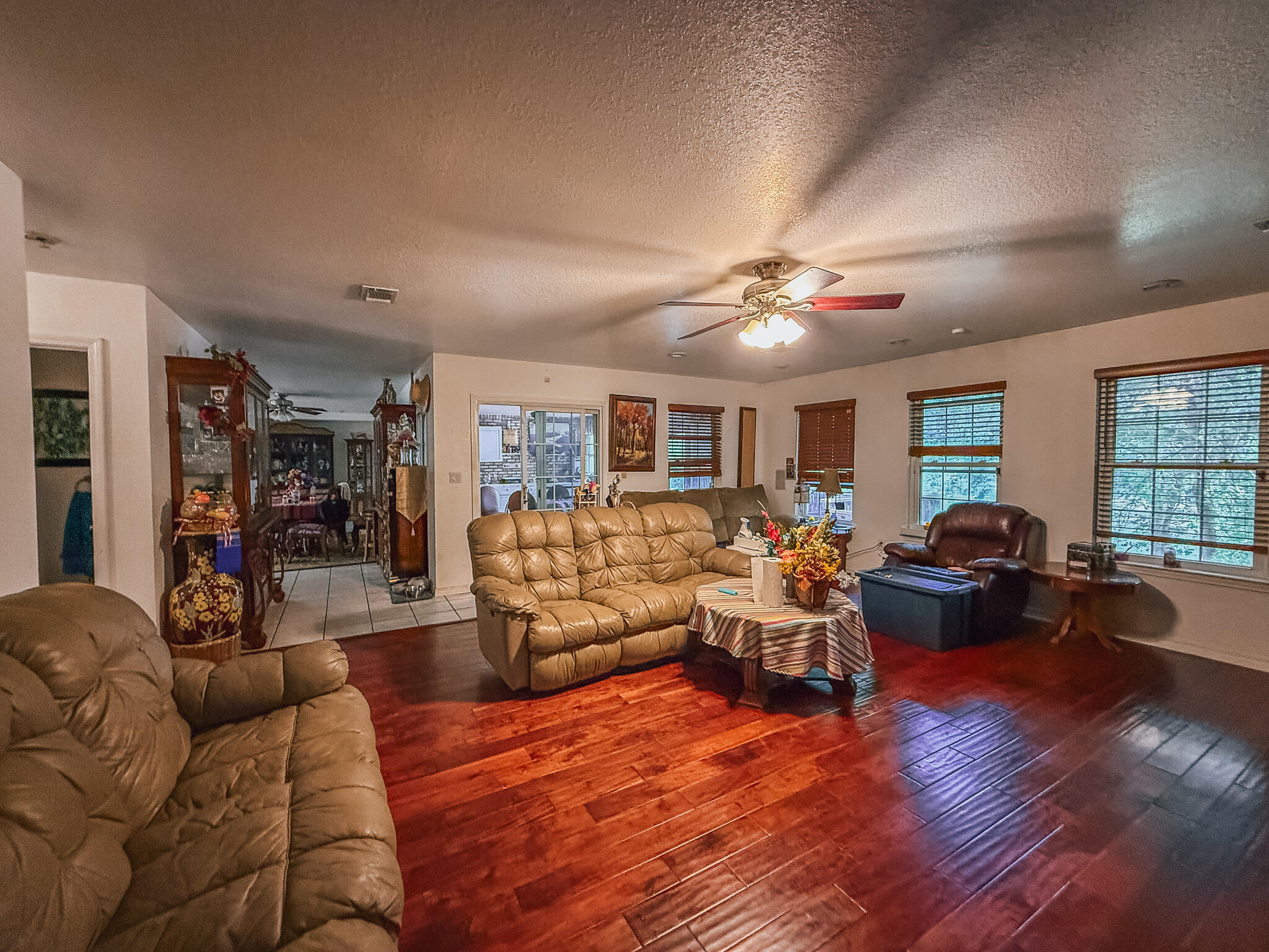 Crestview, Florida, 32539, United States, 4 Bedrooms Bedrooms, ,4 BathroomsBathrooms,Residential,For Sale,1907625