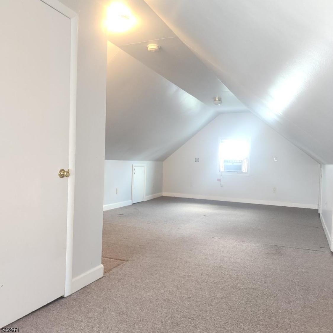 Linden City, New Jersey, 07036, United States, 4 Bedrooms Bedrooms, ,2 BathroomsBathrooms,Residential,For Sale,1890310