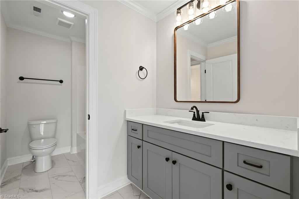 Lexington, North Carolina, 27295, United States, 3 Bedrooms Bedrooms, ,3 BathroomsBathrooms,Residential,For Sale,1840545