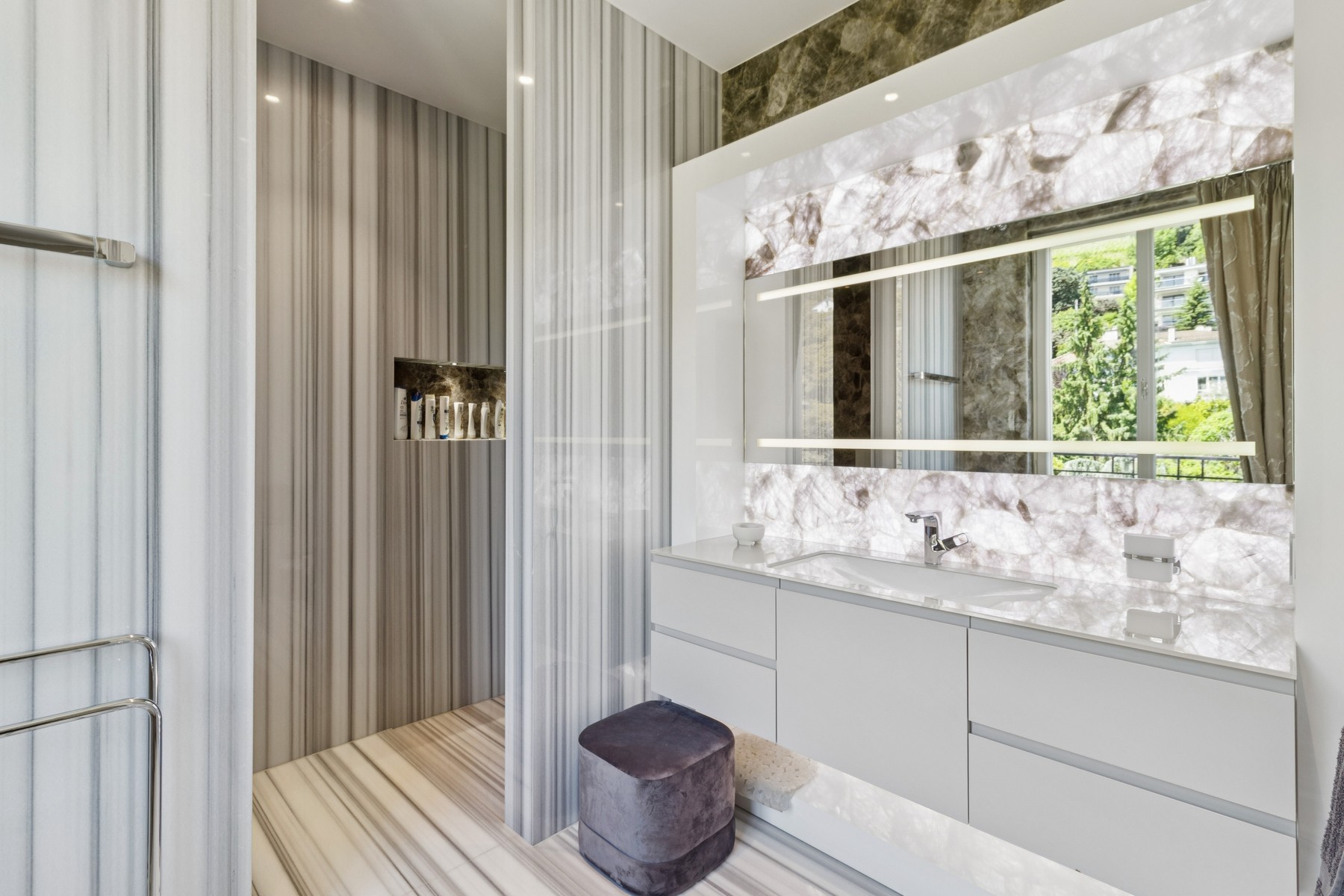  One-of-a-Kind - Luxury Penthouse with Panoramic Views in Montreux - 物件實景
