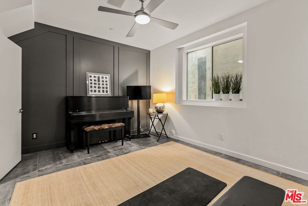 Los Angeles, California, 90026, United States, 3 Bedrooms Bedrooms, ,4 BathroomsBathrooms,Residential,For Sale,1829395
