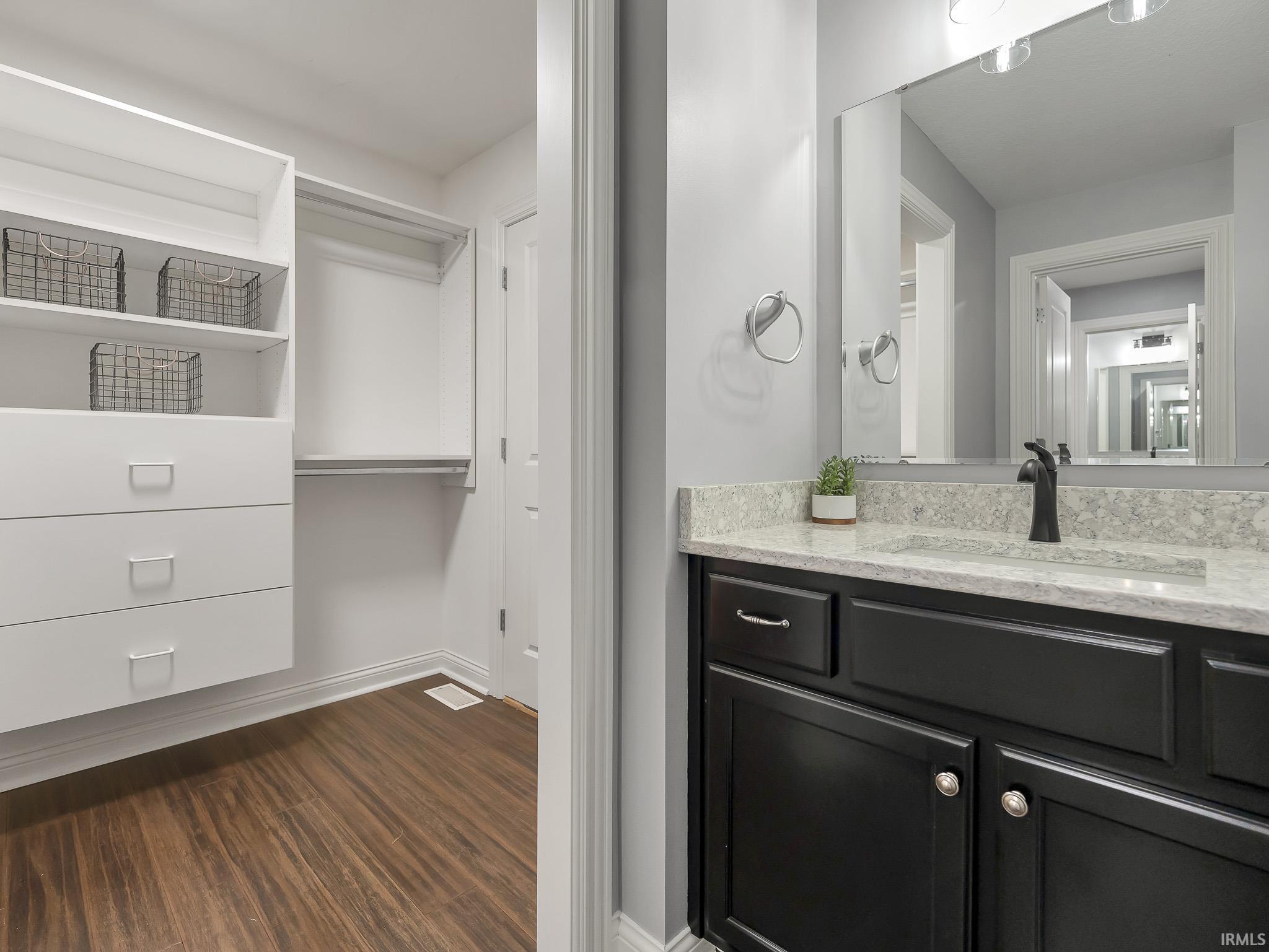 Leo, Indiana, 46765, United States, 4 Bedrooms Bedrooms, ,4 BathroomsBathrooms,Residential,For Sale,1988883