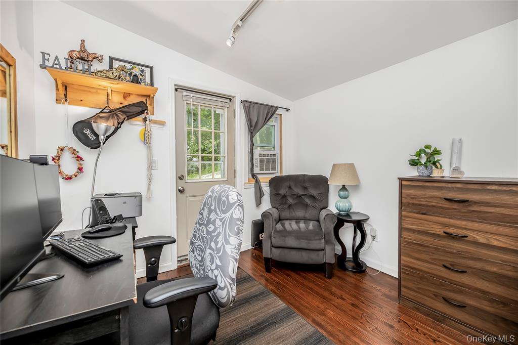 Putnam Valley, New York, 10579, United States, 3 Bedrooms Bedrooms, ,2 BathroomsBathrooms,Residential,For Sale,1974452