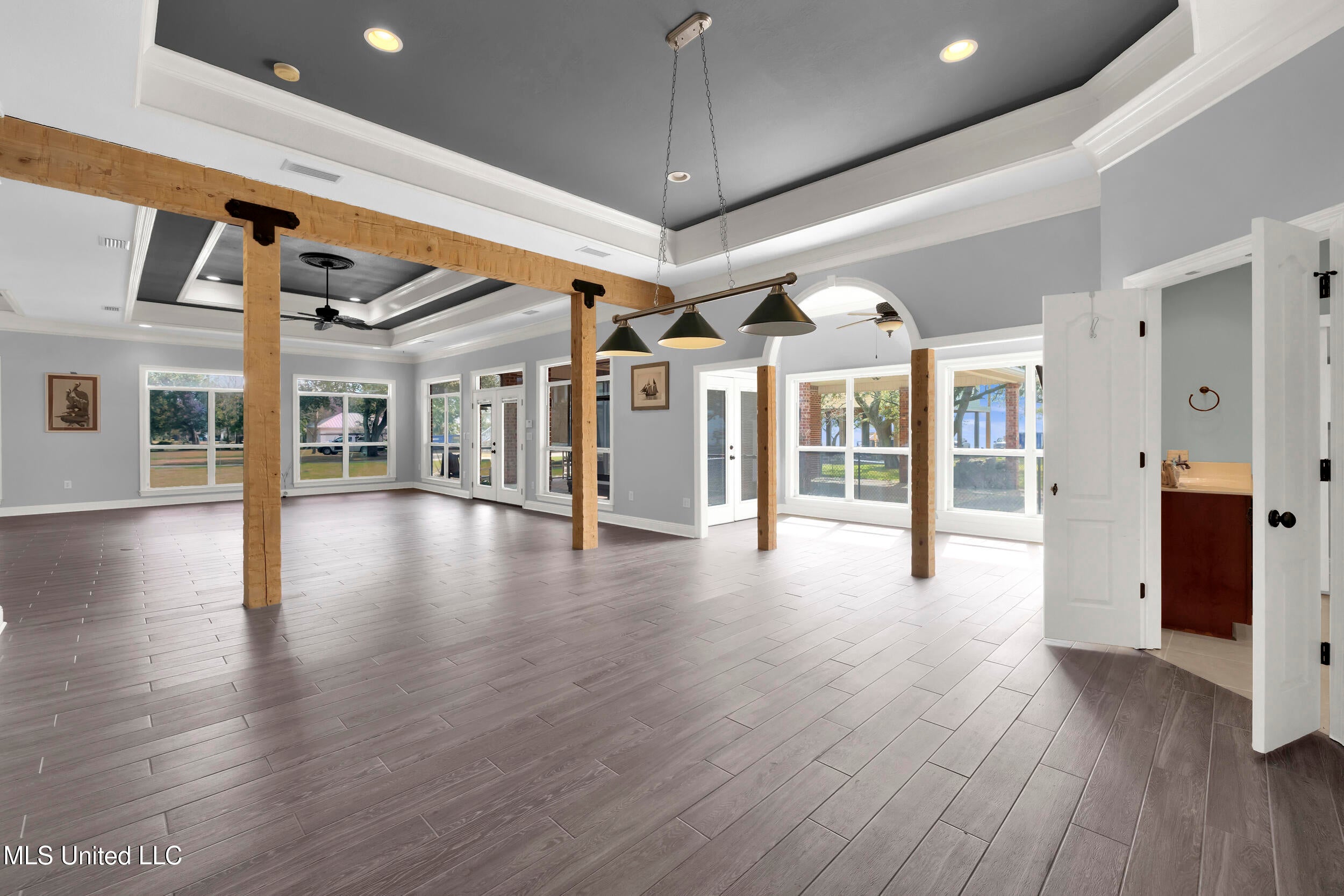 Pascagoula, Mississippi, 39567, United States, 4 Bedrooms Bedrooms, ,3 BathroomsBathrooms,Residential,For Sale,1732005