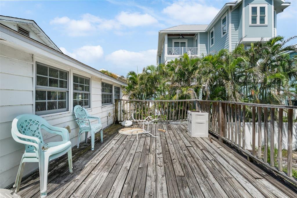 Bradenton Beach, Florida, 34217, United States, 2 Bedrooms Bedrooms, ,2 BathroomsBathrooms,Residential,For Sale,1973722