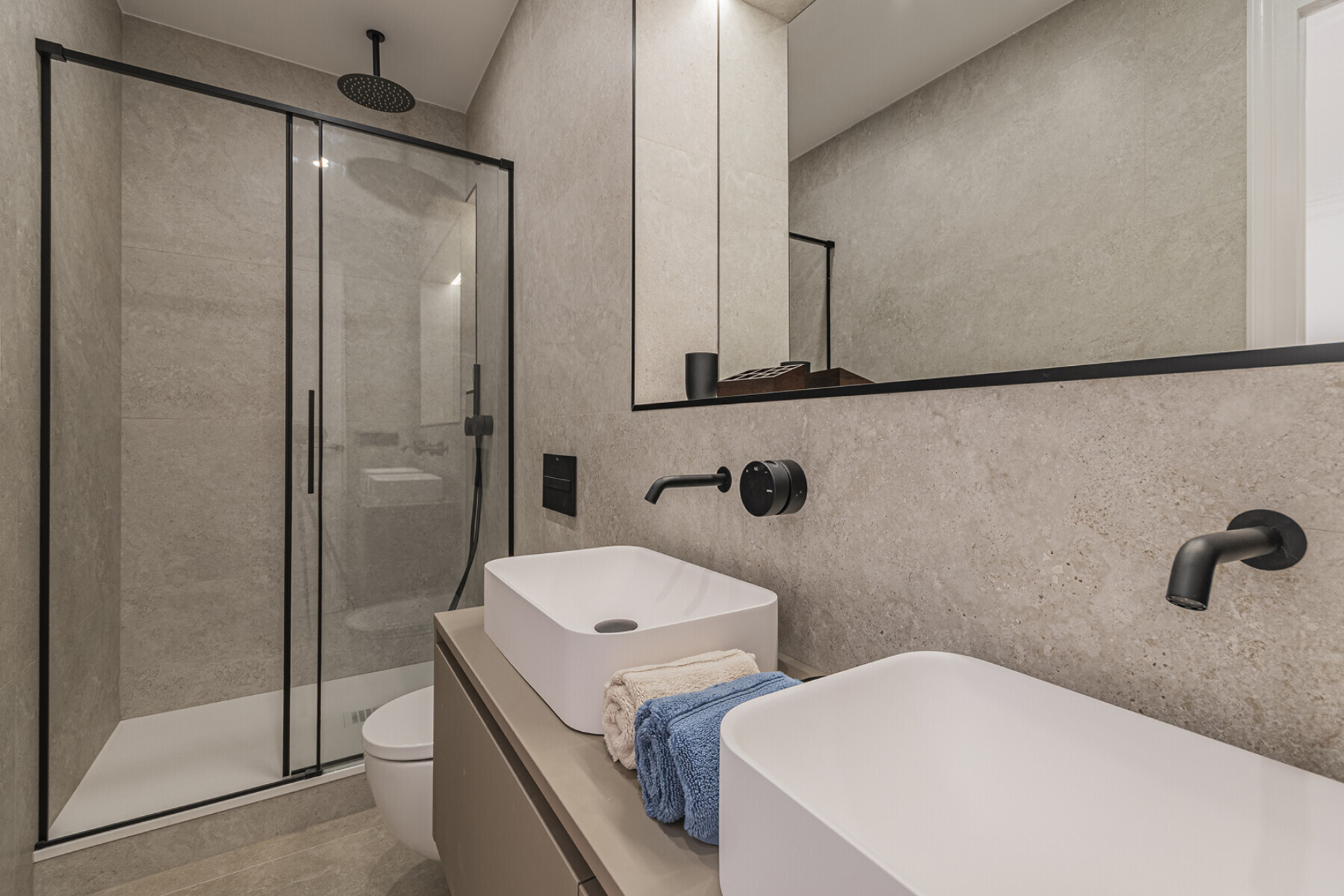  Exclusive brand new home in a regal estate on Mallorca Street - 物件實景