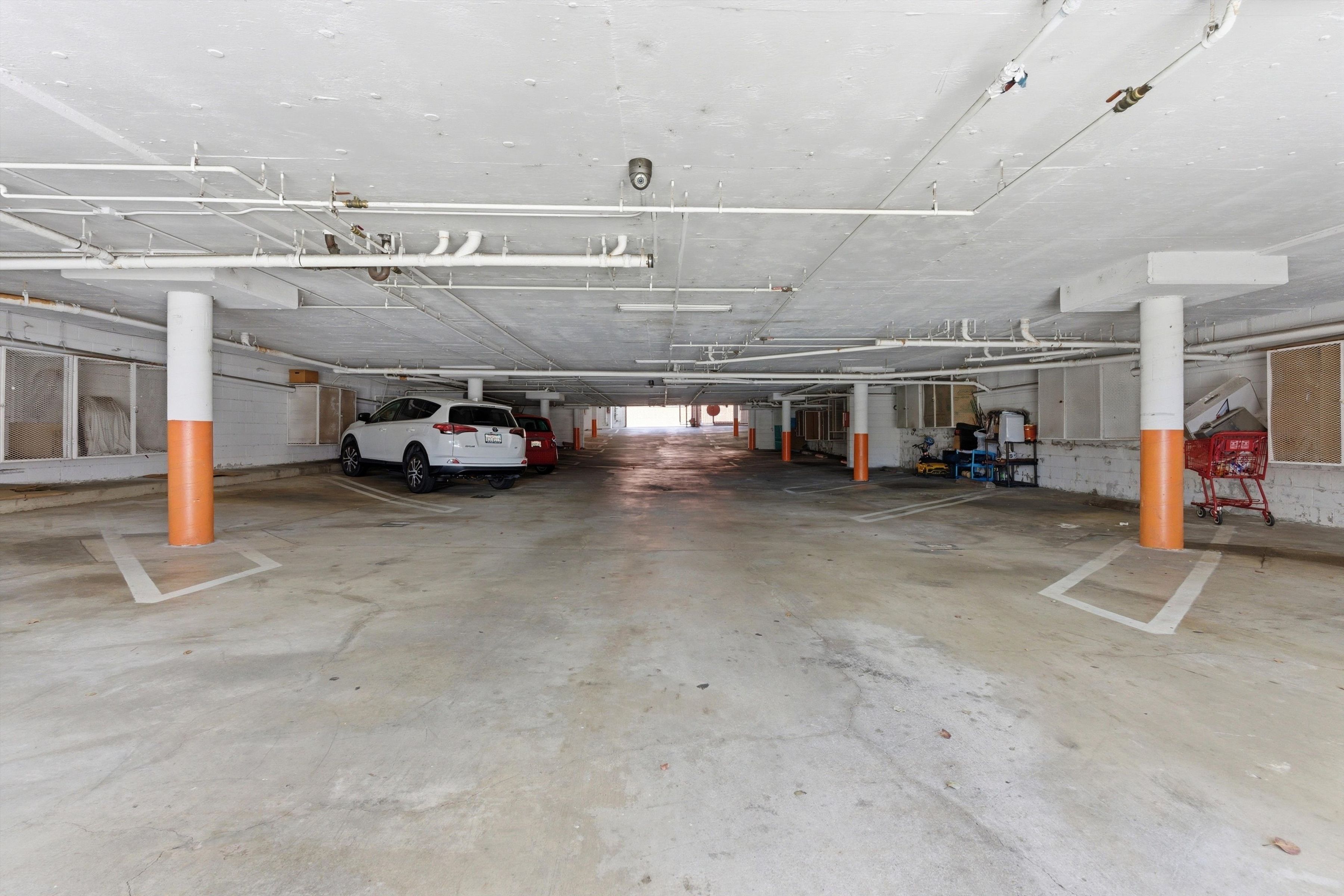  1015 East Spazier Avenue, Unit 205 - 物件實景