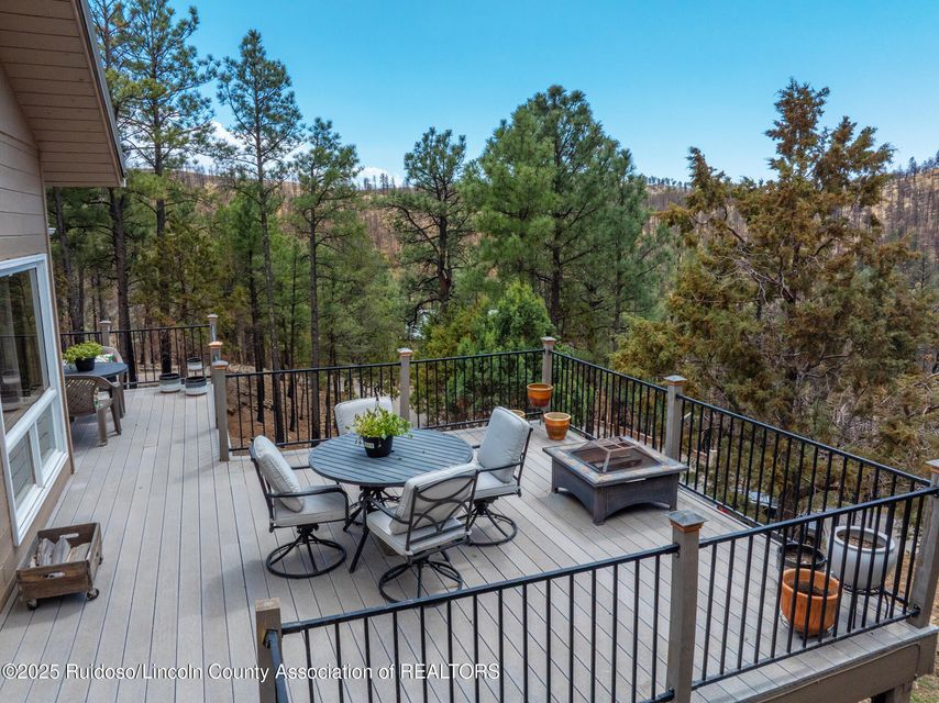 Alto, New Mexico, 88312, United States, 3 Bedrooms Bedrooms, ,3 BathroomsBathrooms,Residential,For Sale,1915244