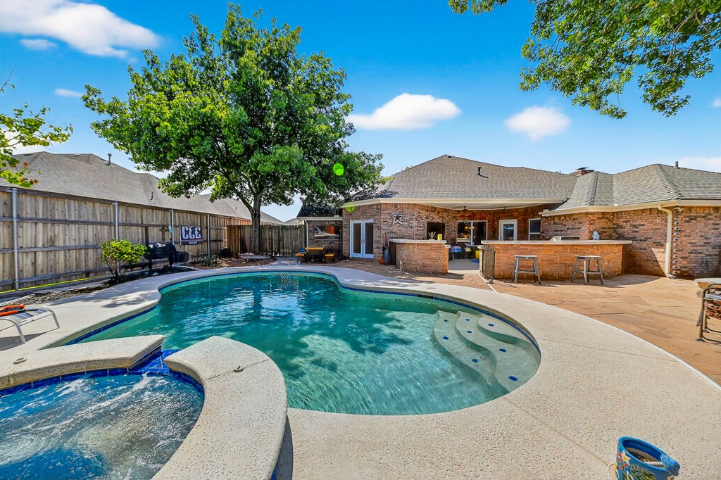 Midland, Texas, 79707, United States, 4 Bedrooms Bedrooms, ,3 BathroomsBathrooms,Residential,For Sale,1983085
