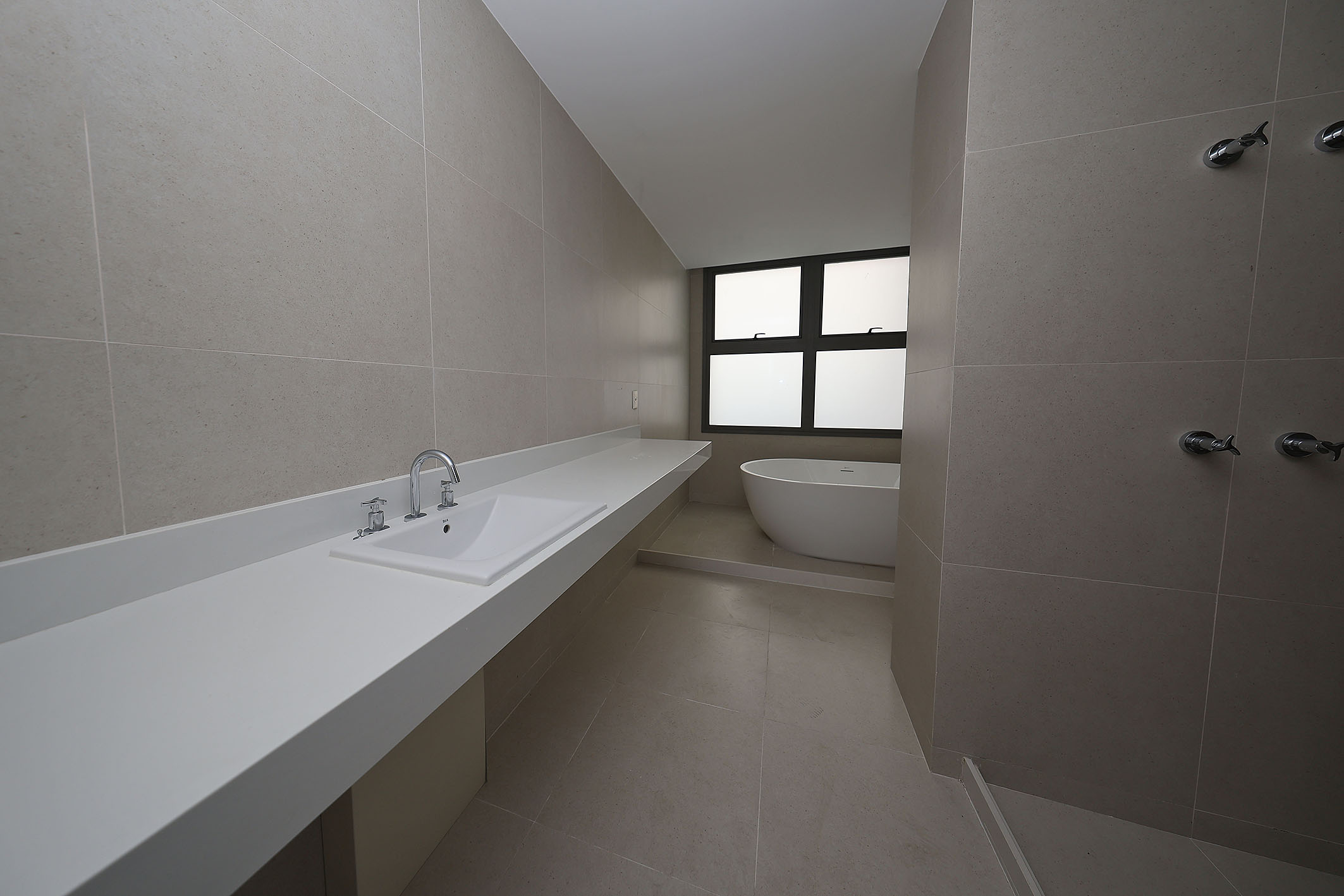  Oceanfront linear penthouse with private leisure amenities - 物件實景