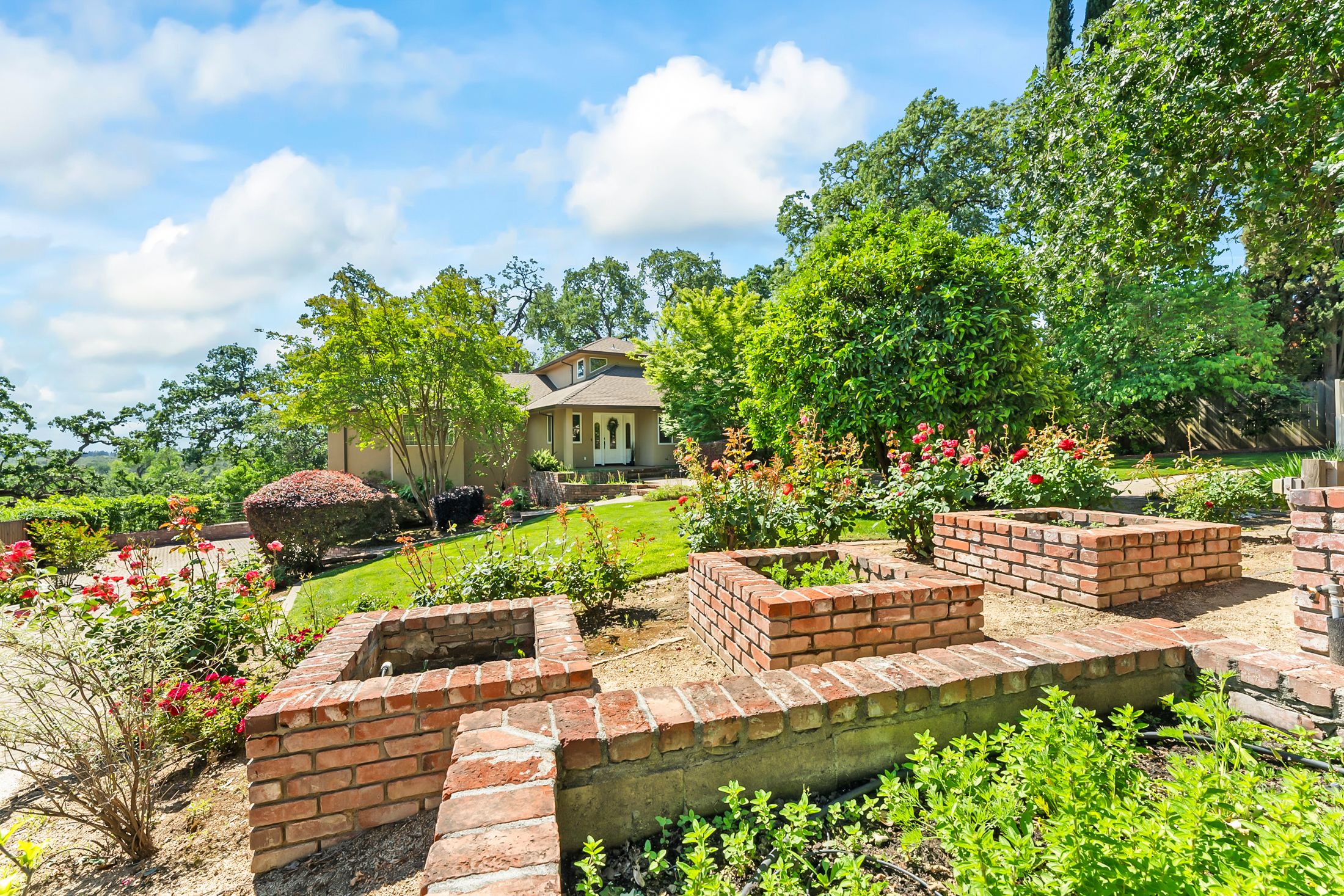  8218 Finisterre Court, Fair Oaks, CA 95628 - 物件實景