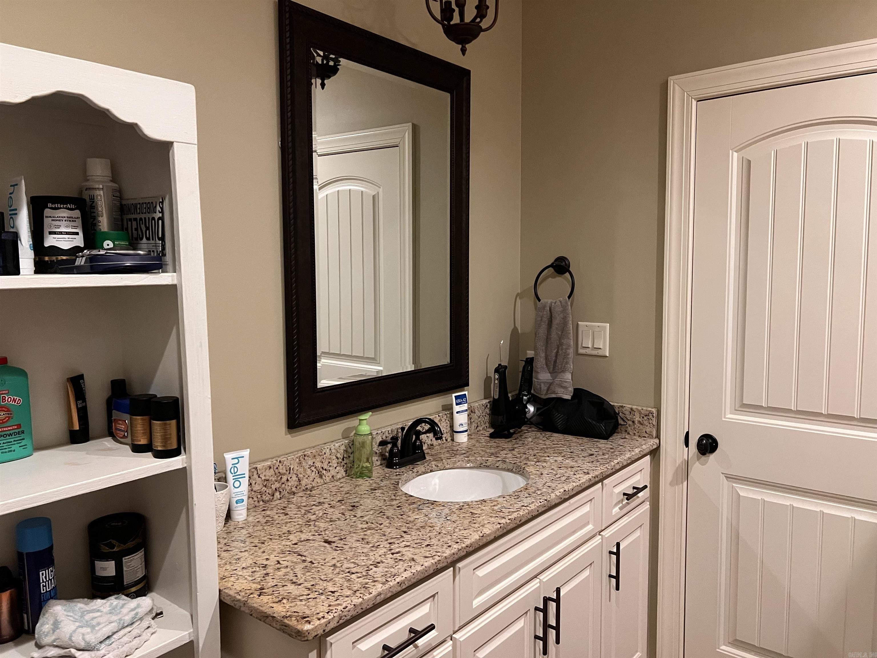 Hot Springs, Arkansas, 71913, United States, 3 Bedrooms Bedrooms, ,3 BathroomsBathrooms,Residential,For Sale,1976234