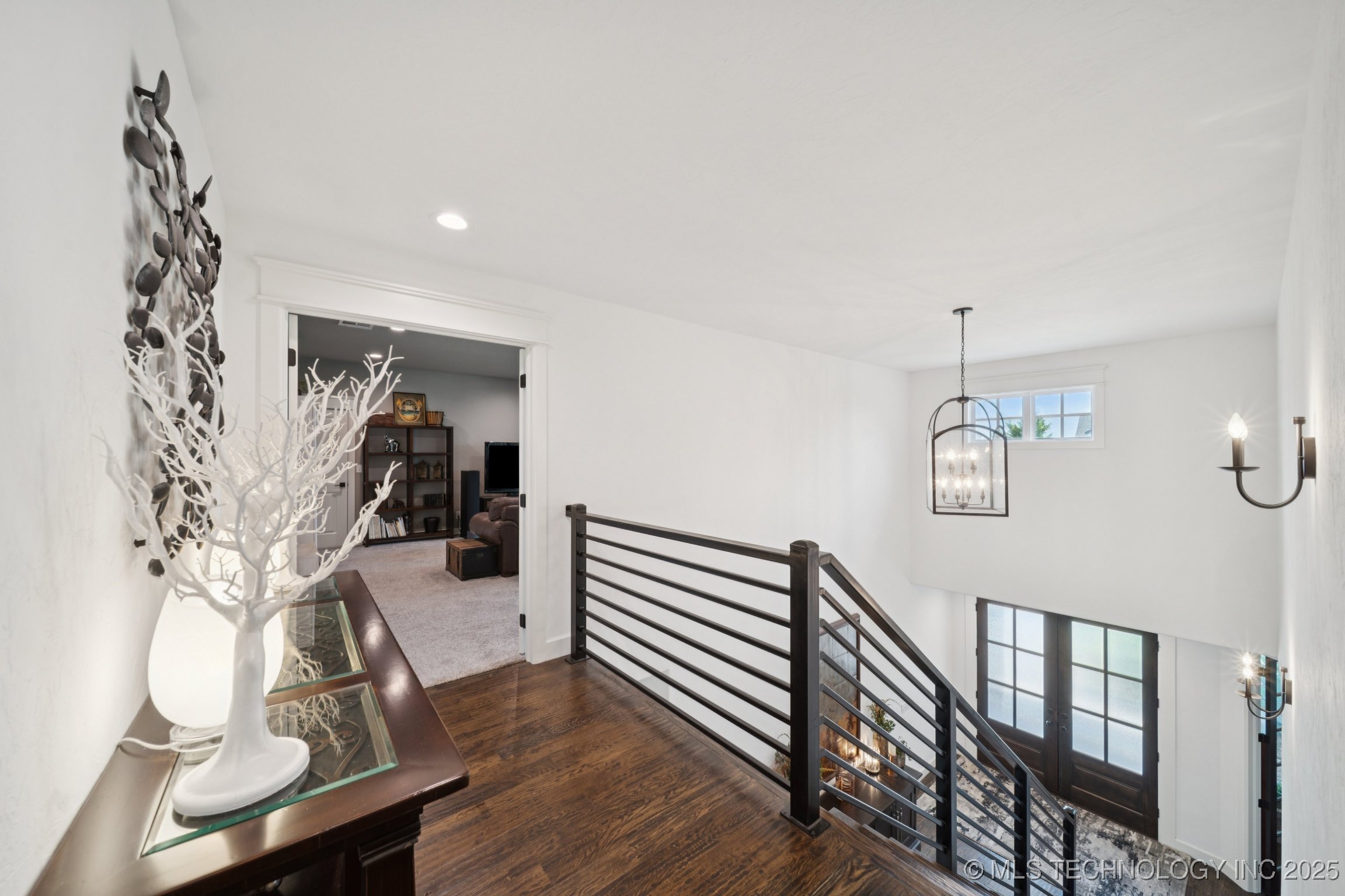 Jenks, Oklahoma, 74037, United States, 4 Bedrooms Bedrooms, ,5 BathroomsBathrooms,Residential,For Sale,1932069