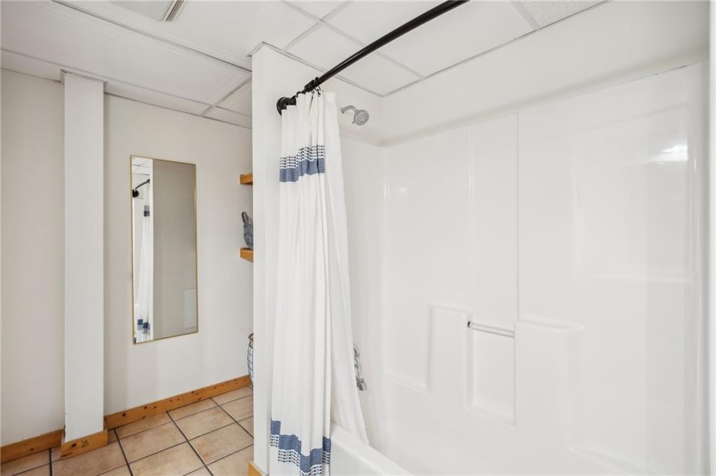 Ellijay, Georgia, 30540, United States, 4 Bedrooms Bedrooms, ,3 BathroomsBathrooms,Residential,For Sale,1957271