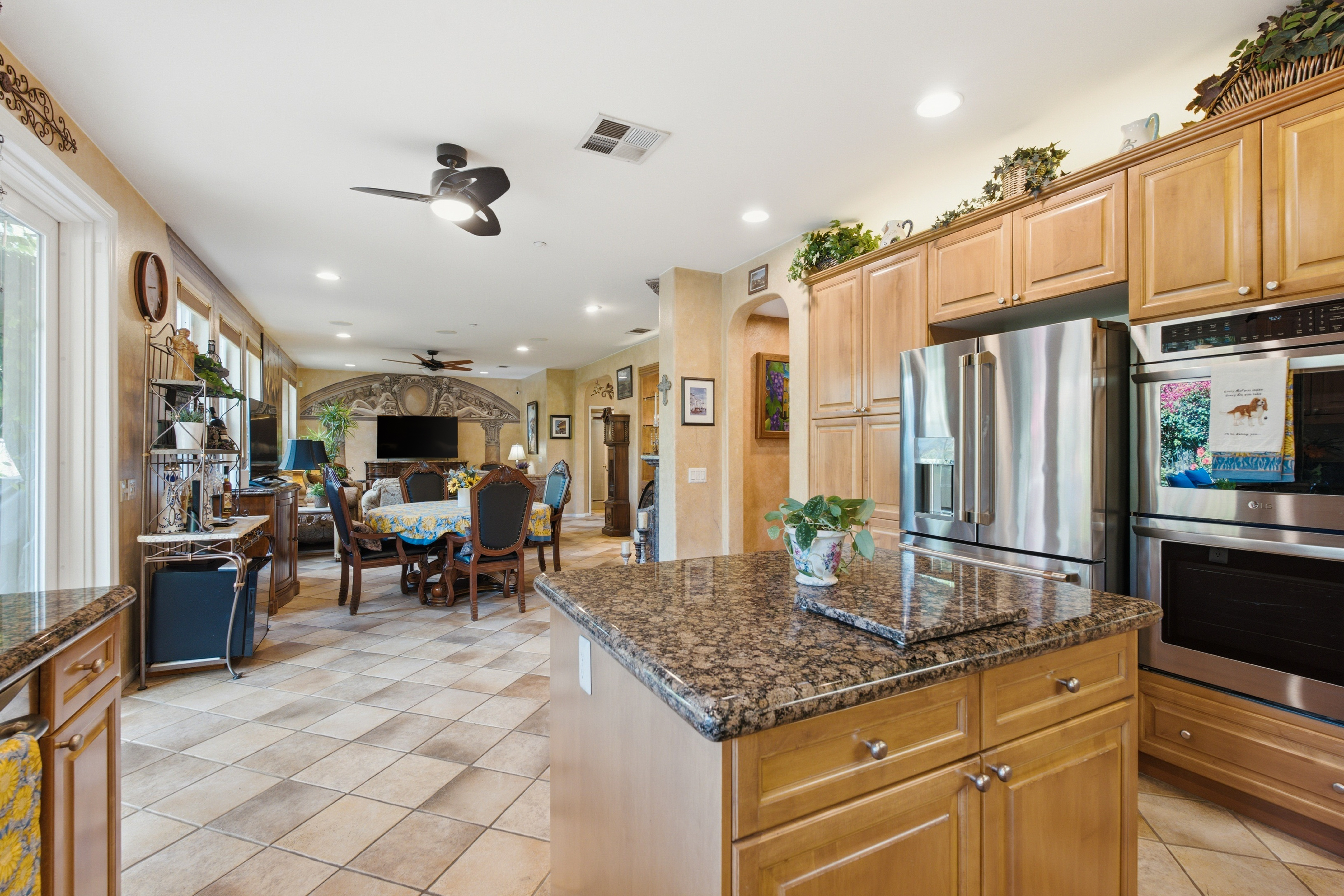  3320 Wild Oak Lane, Escondido, CA 92027 - 物件實景