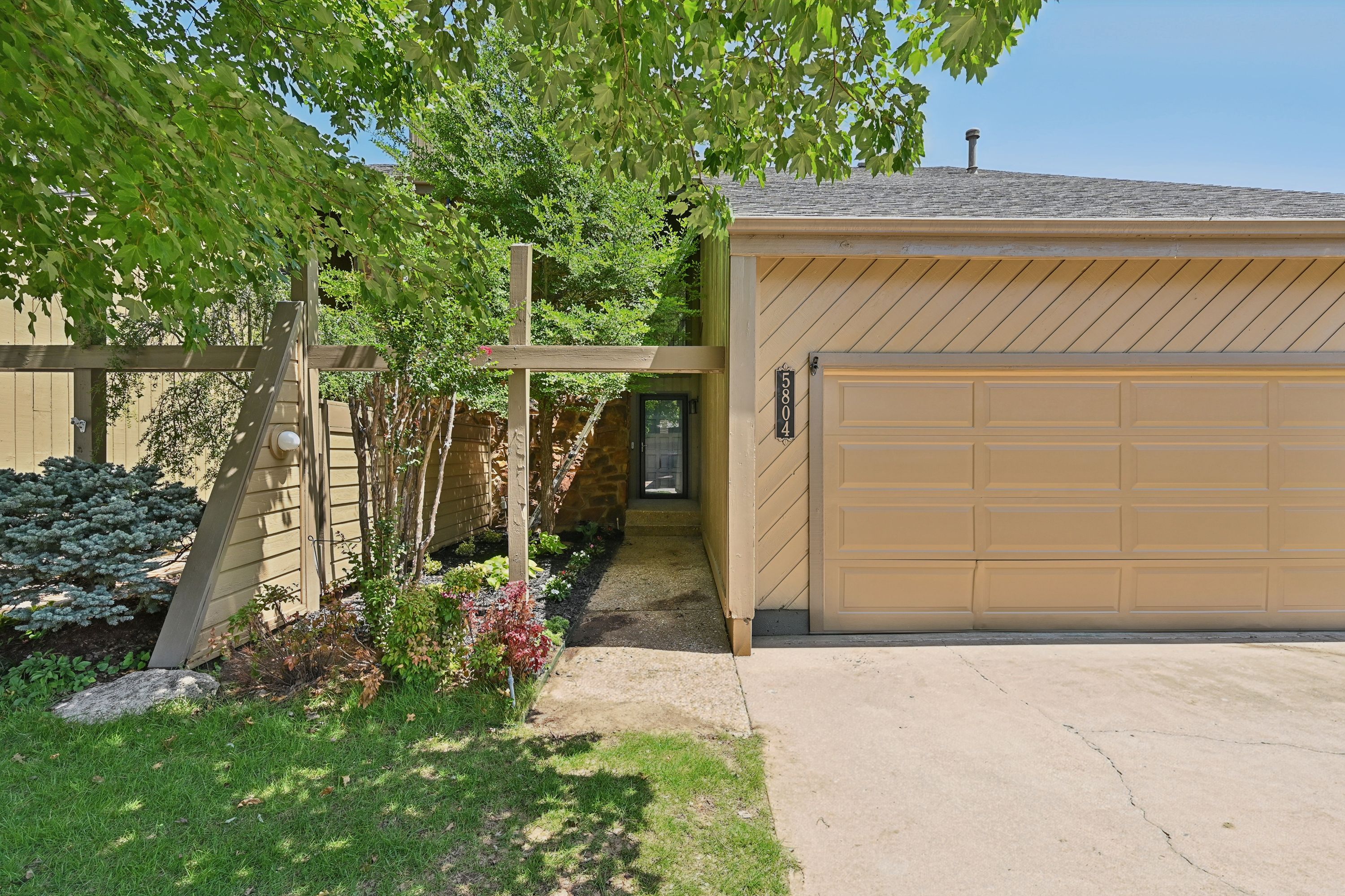  5804 South Atlanta Avenue #2, Tulsa, OK 74105 - 物件實景