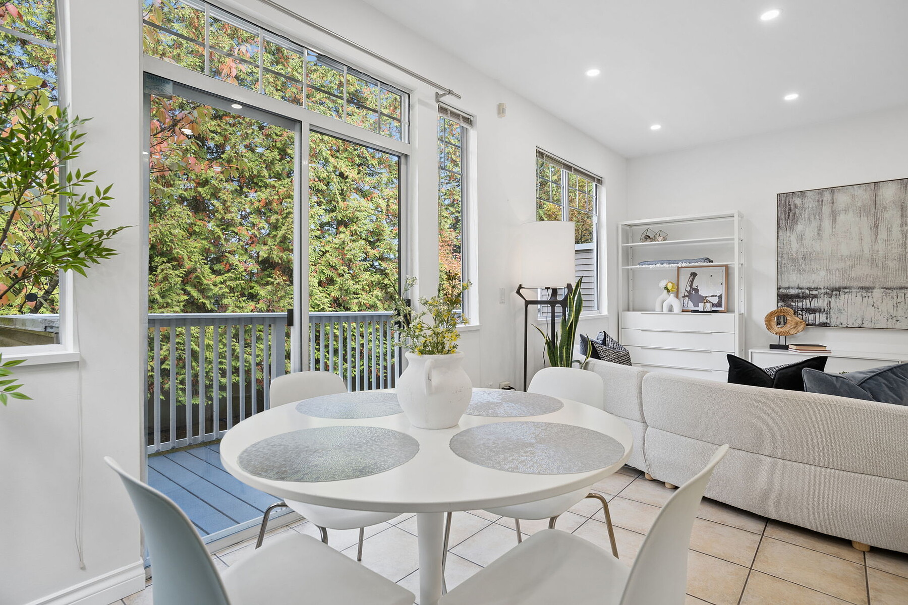  Bright Corner Townhome - 物件實景