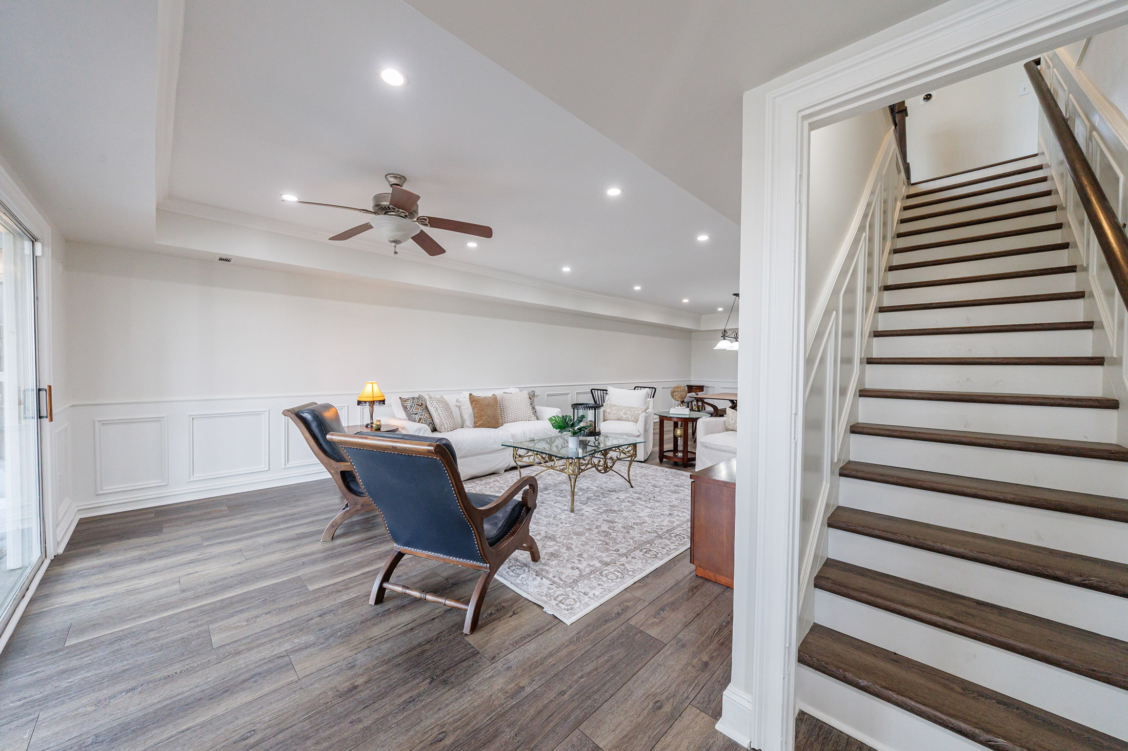  Renovated Turnkey Lakefront Residence - 物件實景