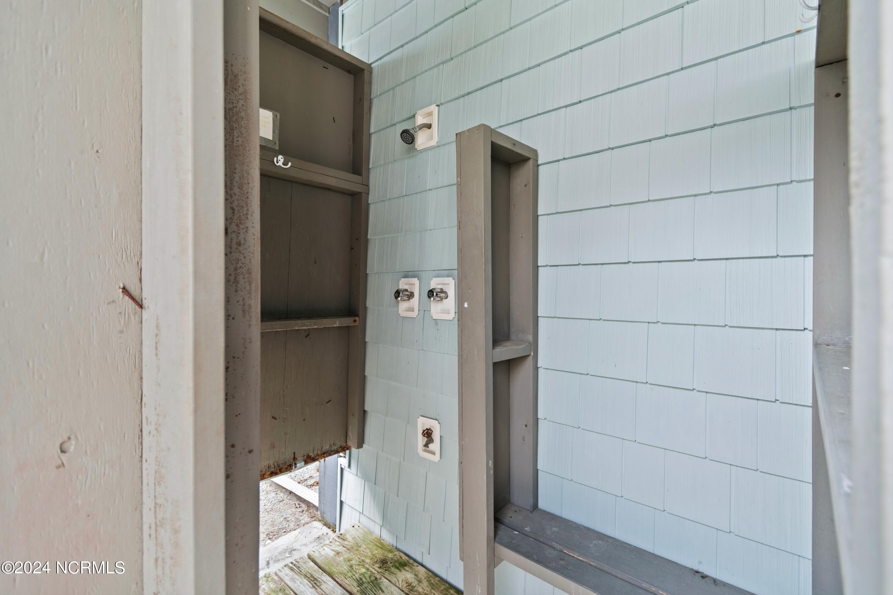 Sunset Beach, North Carolina, 28468, United States, 3 Bedrooms Bedrooms, ,2 BathroomsBathrooms,Residential,For Sale,1977790