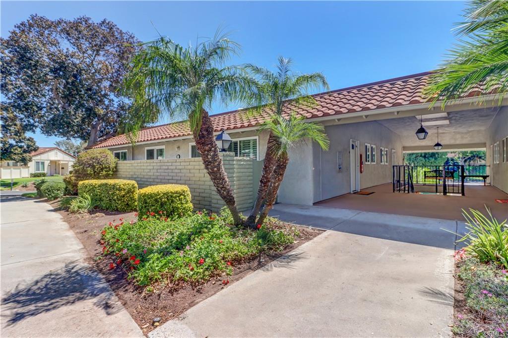 Laguna Woods, California, 92637, United States, 2 Bedrooms Bedrooms, ,1 BathroomBathrooms,Residential,For Sale,1943629