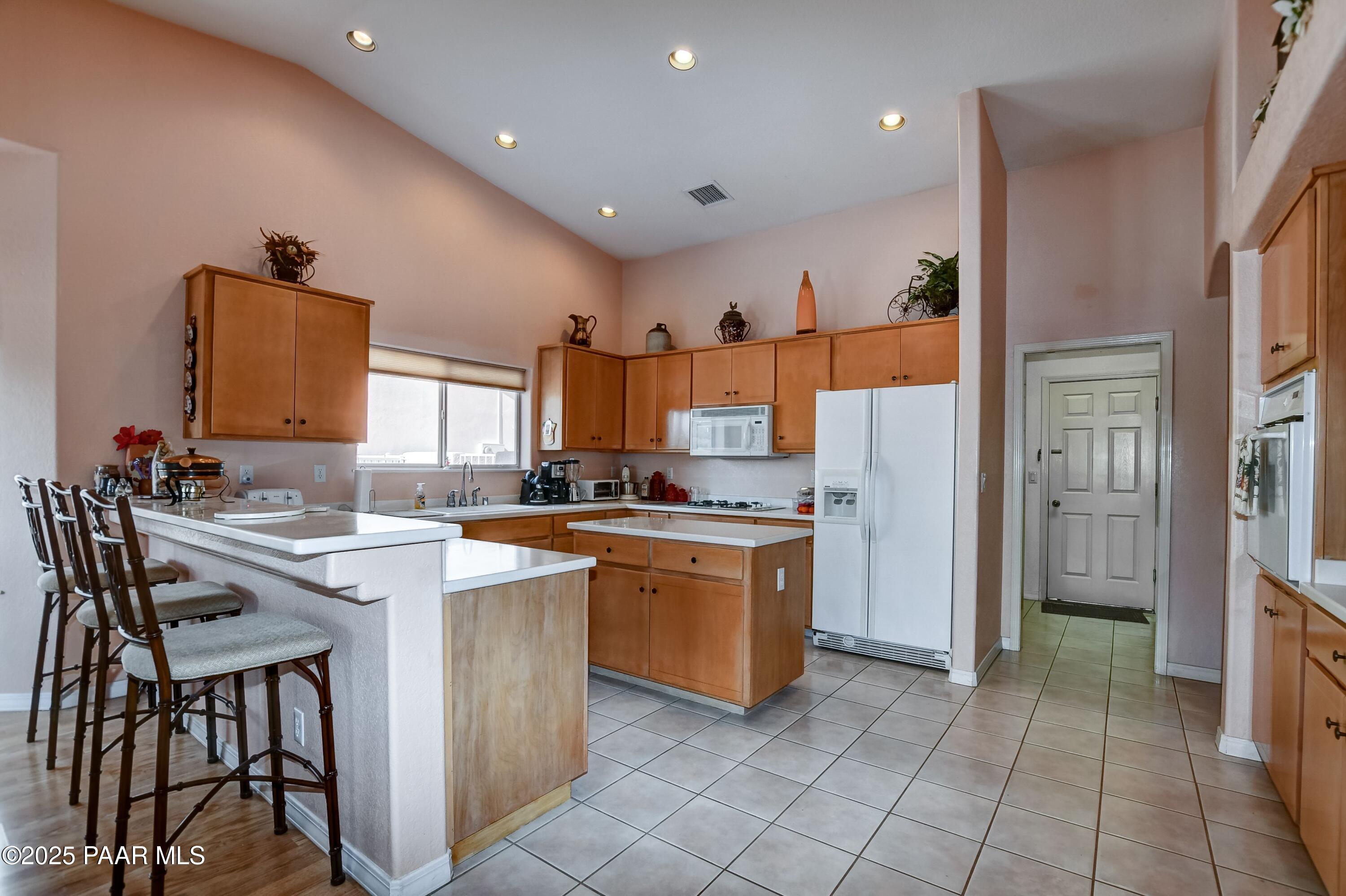 Prescott, Arizona, 86301, United States, 3 Bedrooms Bedrooms, ,2 BathroomsBathrooms,Residential,For Sale,1794580