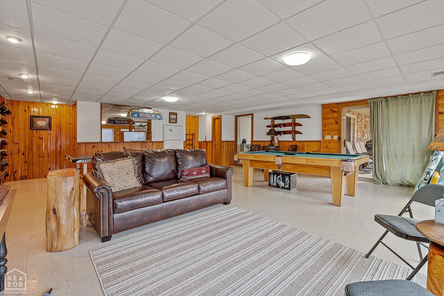 Cherokee Village, Arkansas, 72529, United States, 6 Bedrooms Bedrooms, ,3 BathroomsBathrooms,Residential,For Sale,1983477