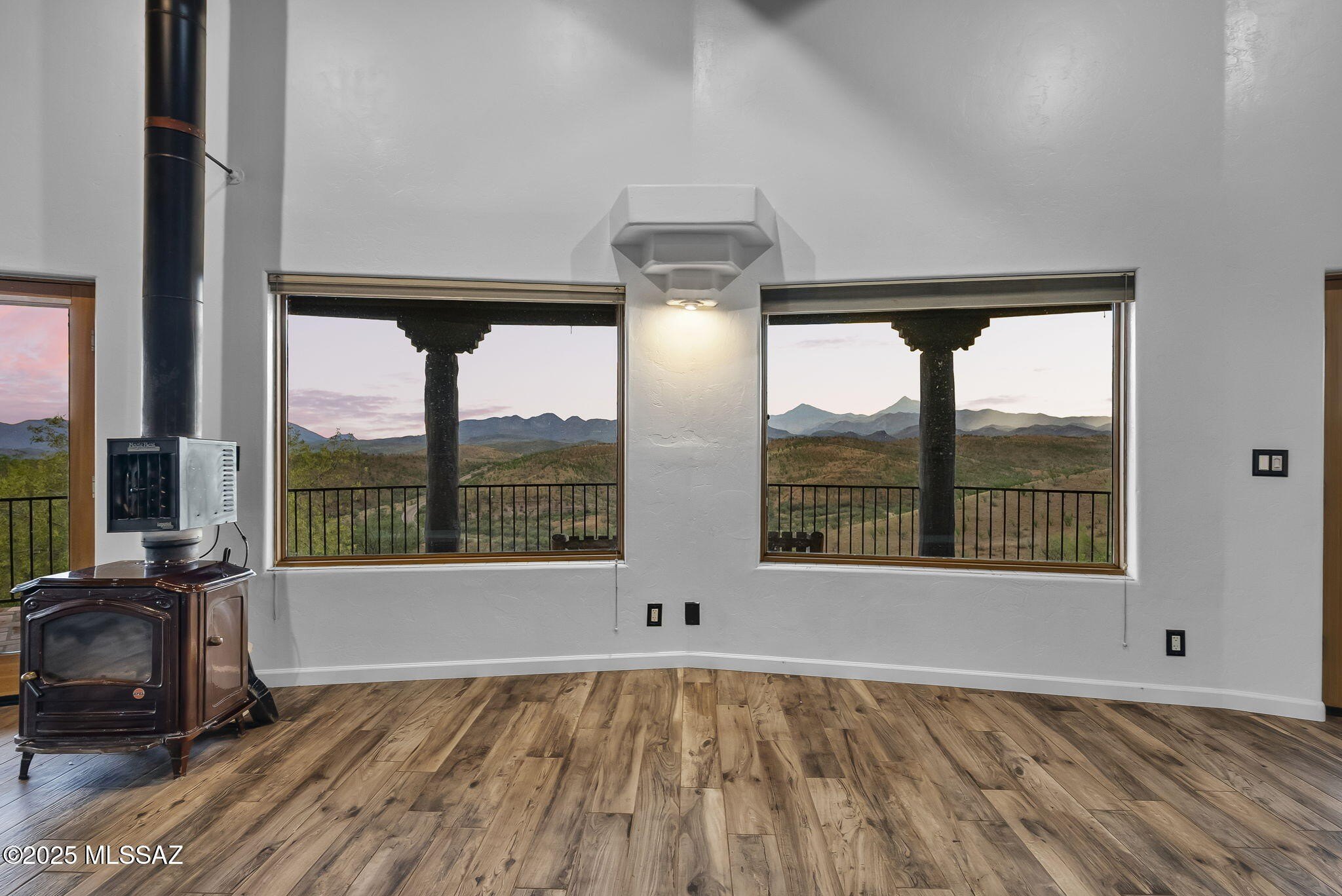 Patagonia, Arizona, 85624, United States, 3 Bedrooms Bedrooms, ,3 BathroomsBathrooms,Residential,For Sale,1943412