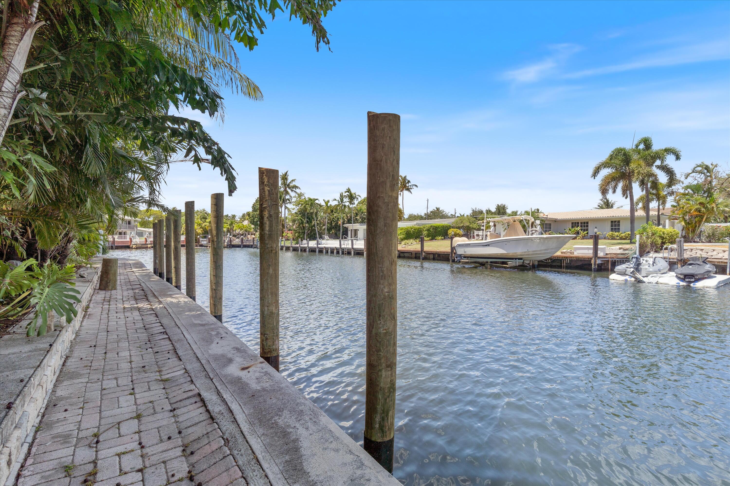 Lighthouse Point, Florida, 33064, United States, 4 Bedrooms Bedrooms, ,4 BathroomsBathrooms,Residential,For Sale,1797003