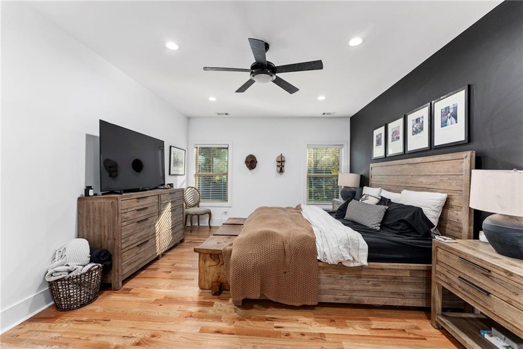 Atlanta, Georgia, 30317, United States, 5 Bedrooms Bedrooms, ,4 BathroomsBathrooms,Residential,For Sale,1989544