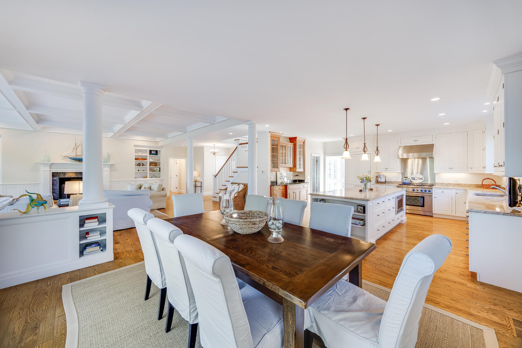  335 Stage Island Road, Chatham, MA, 02633 - 物件實景