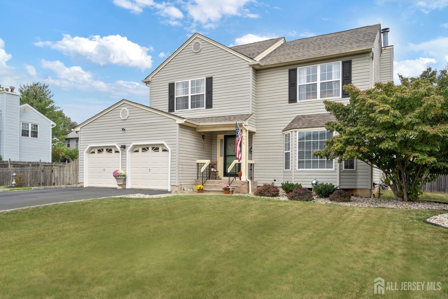 Piscataway, New Jersey, 08854, United States, 4 Bedrooms Bedrooms, ,3 BathroomsBathrooms,Residential,For Sale,1979846