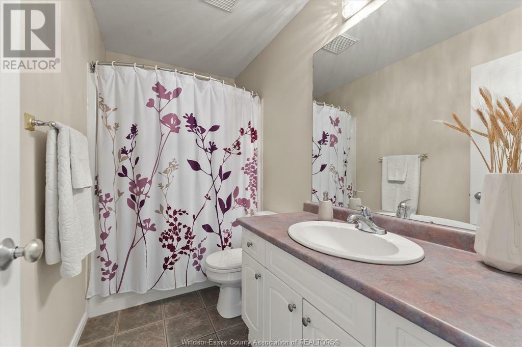 BELLE RIVER, Ontario, N8L 0N2, CA, 3 Bedrooms Bedrooms, ,3 BathroomsBathrooms,Residential,For Sale,1838821