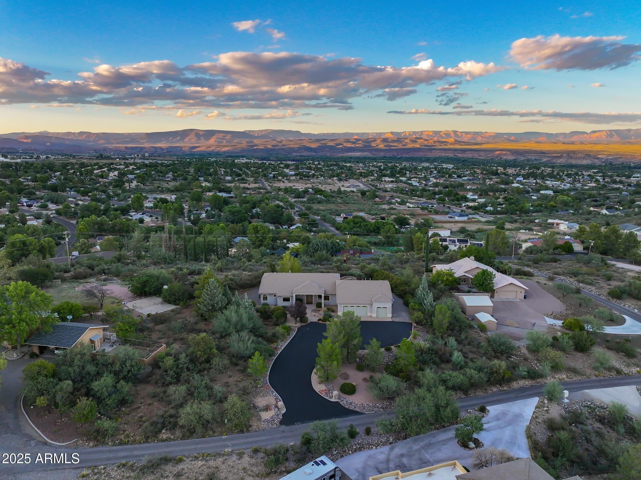 Cottonwood, Arizona, 86326, United States, 3 Bedrooms Bedrooms, ,3 BathroomsBathrooms,Residential,For Sale,1992035