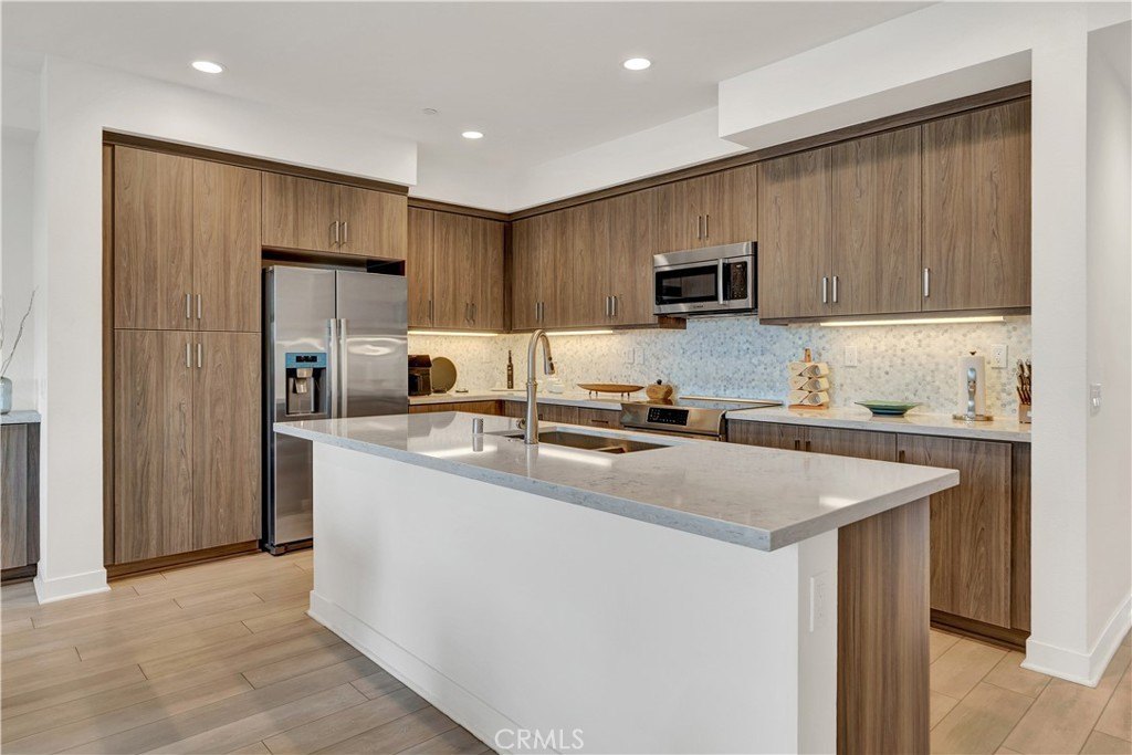 Covina, California, 91723, United States, 3 Bedrooms Bedrooms, ,3 BathroomsBathrooms,Residential,For Sale,1915122
