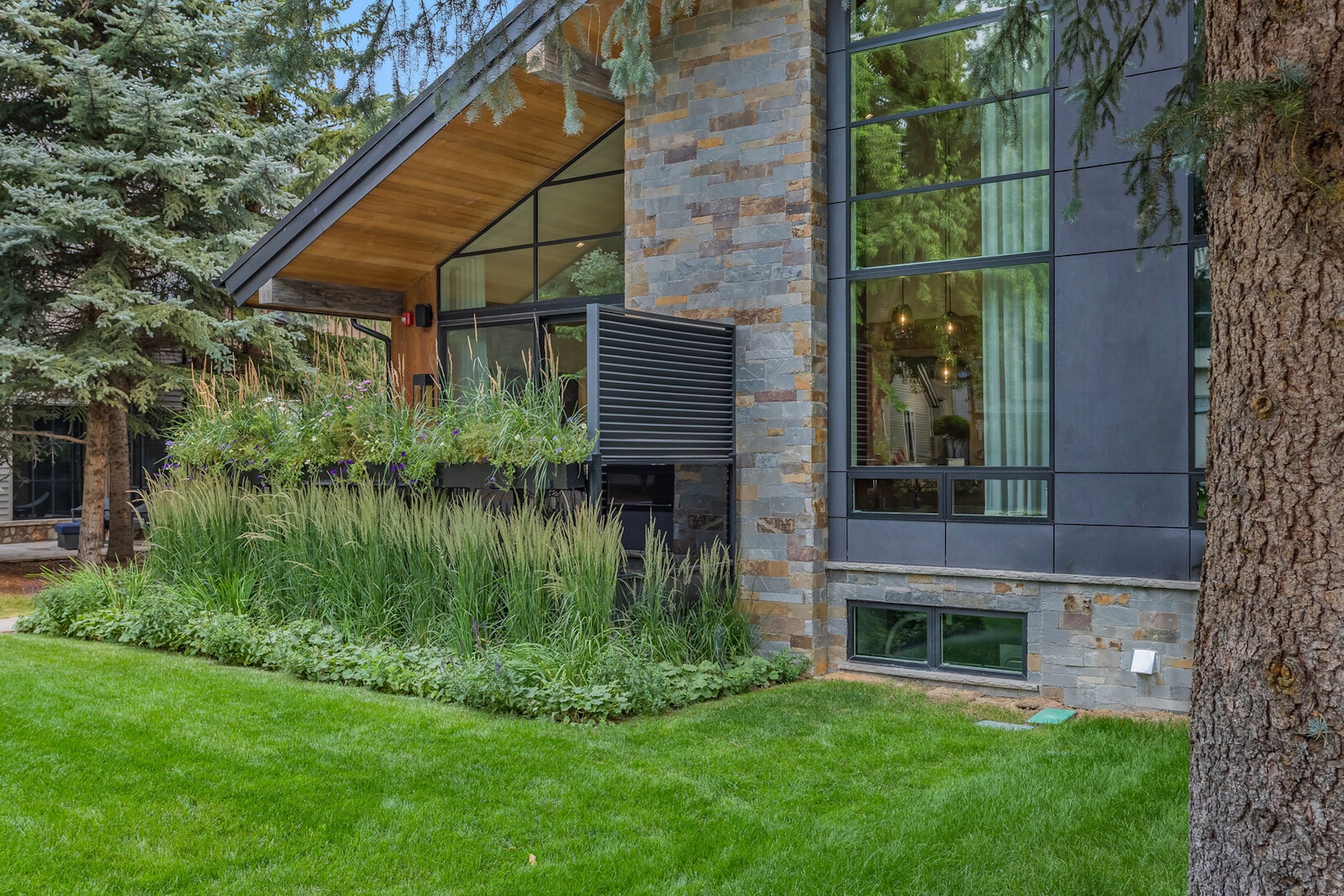  The Jewel of Aspen