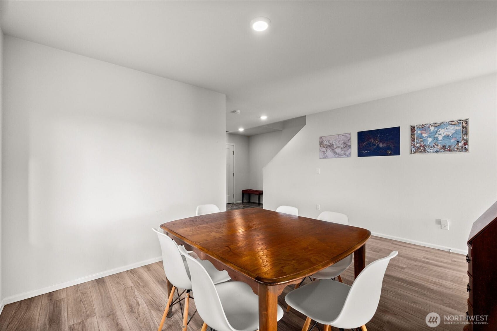 Olympia, Washington, 98501, United States, 4 Bedrooms Bedrooms, ,3 BathroomsBathrooms,Residential,For Sale,1997535