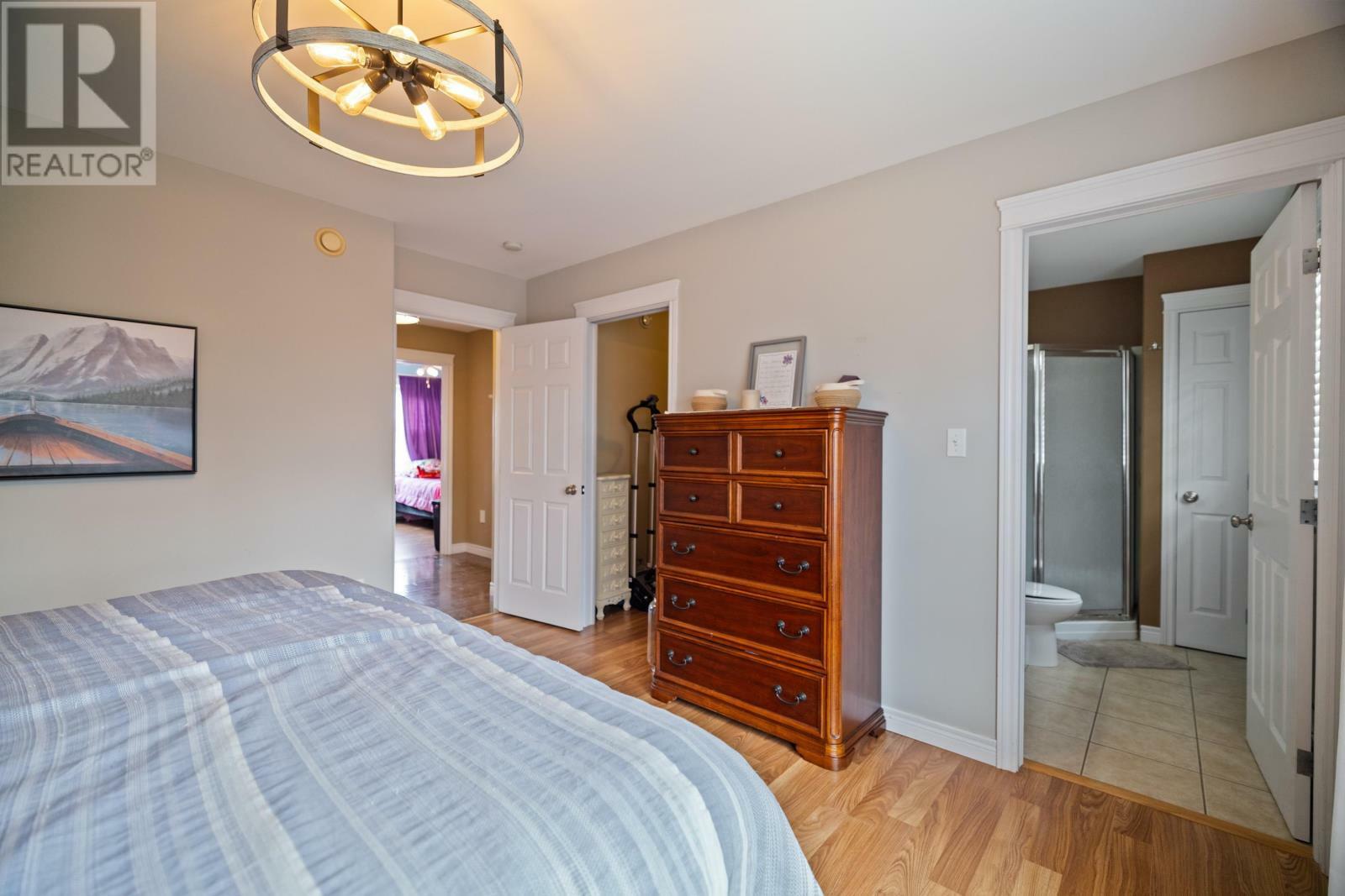 WEST ROYALTY, Prince Edward Island, C1E 2M3, CA, 4 Bedrooms Bedrooms, ,2 BathroomsBathrooms,Residential,For Sale,1874083