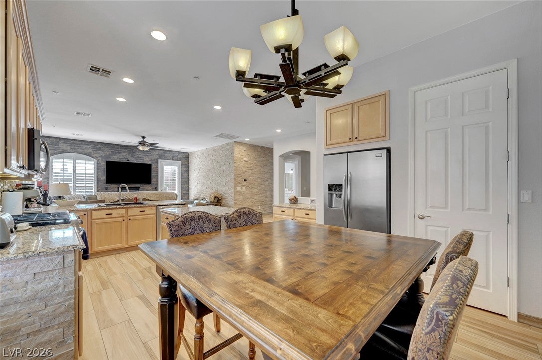 Henderson, Nevada, 89052, United States, 3 Bedrooms Bedrooms, ,3 BathroomsBathrooms,Residential,For Sale,2024085