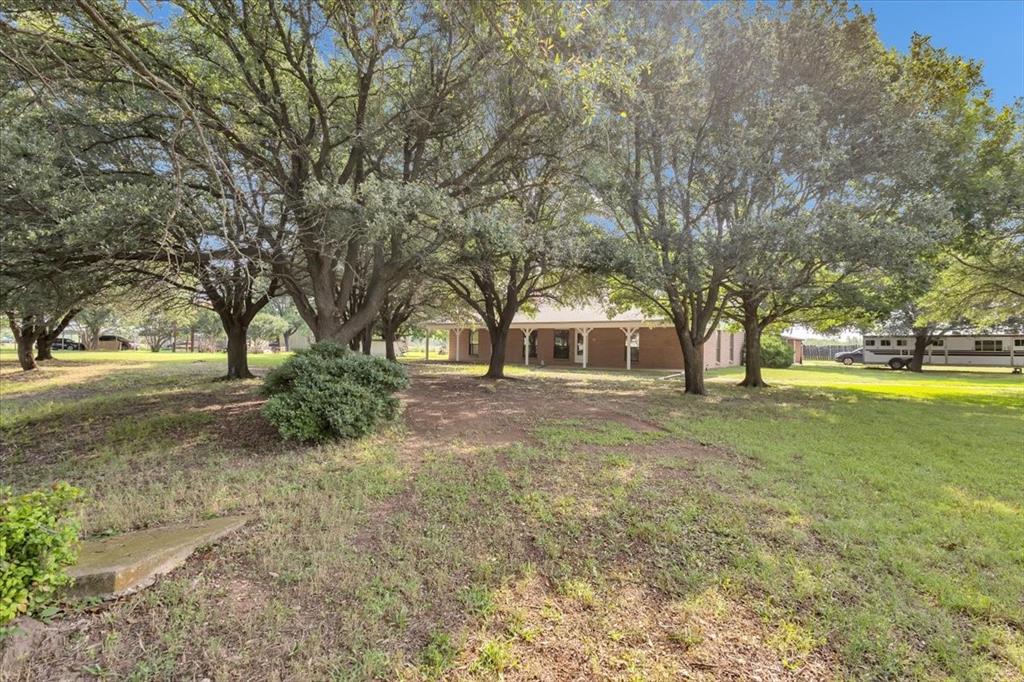Kaufman, Texas, 75142, United States, 3 Bedrooms Bedrooms, ,2 BathroomsBathrooms,Residential,For Sale,1848066